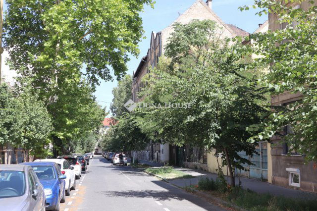 Eladó téglalakás, Budapesten, XIV. kerületben 82 M Ft, 3 szobás
