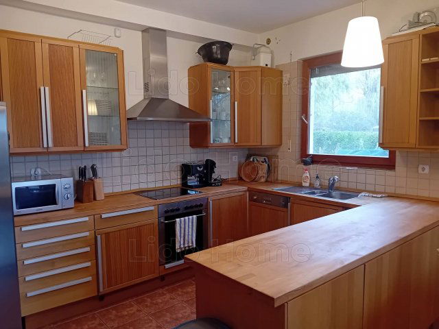 Kiadó téglalakás, albérlet, Balatonakaliban 450 E Ft / hó