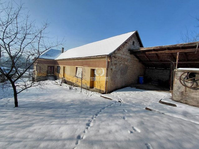 Eladó családi ház, Csokvaományban 8.5 M Ft, 5 szobás