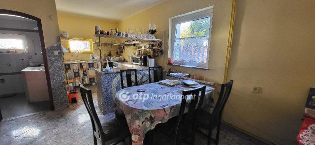 Eladó családi ház, Diósdon 89 M Ft, 3+2 szobás