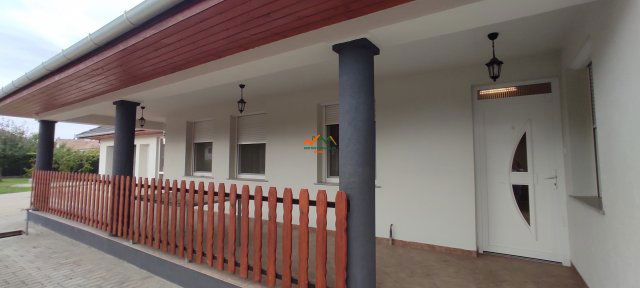 Eladó családi ház, Tökölön 144.9 M Ft, 6 szobás