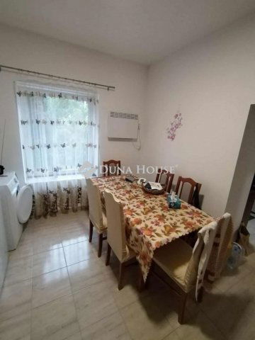 Eladó családi ház, Óbarokon 54.999 M Ft, 3 szobás