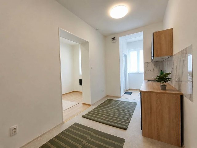 Eladó családi ház, Budapesten, XV. kerületben 64.9 M Ft