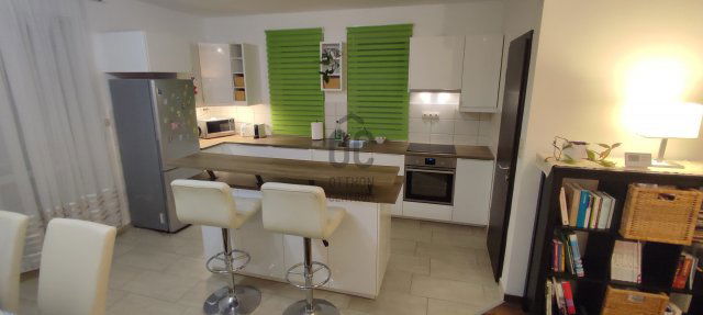 Eladó ikerház, Dunakeszin 169.5 M Ft, 4 szobás