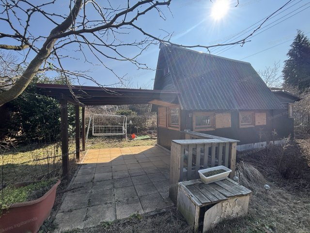 Eladó nyaraló, Tatabányán 16.9 M Ft, 1 szobás