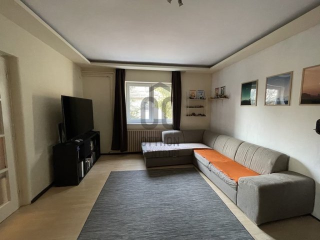 Eladó téglalakás, Budakeszin 118 M Ft, 4 szobás