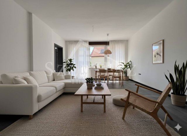 Eladó téglalakás, Pécsett 89 M Ft, 4 szobás