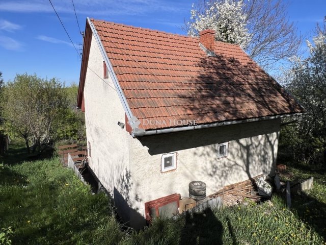Eladó családi ház, Kulcson 23 M Ft, 1 szobás