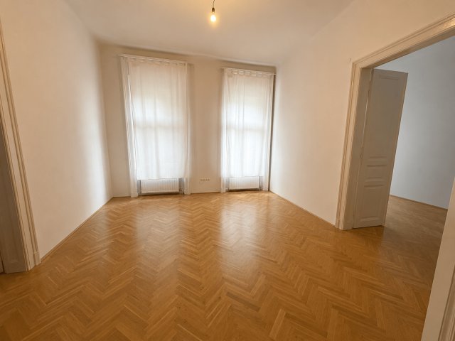 Eladó téglalakás, Budapesten, X. kerületben, Füzér utcában