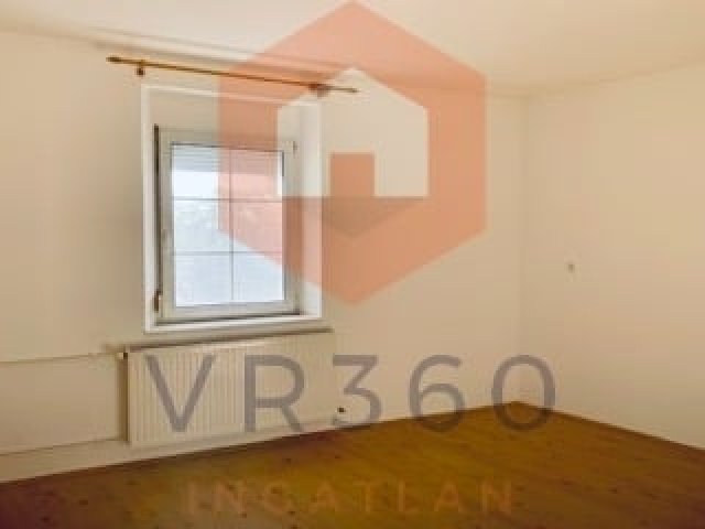 Kiadó téglalakás, albérlet, Pécsett 180 E Ft / hó, 2 szobás
