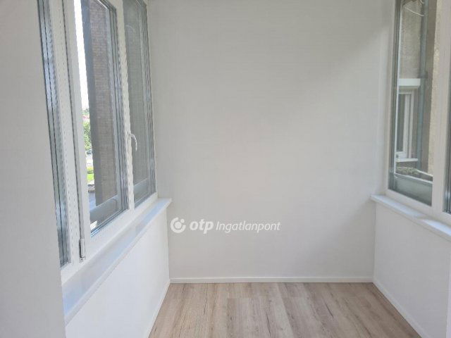 Eladó téglalakás, Budapesten, XII. kerületben 129.99 M Ft