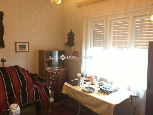 Eladó családi ház, Sárbogárdon 35.7 M Ft, 2+1 szobás