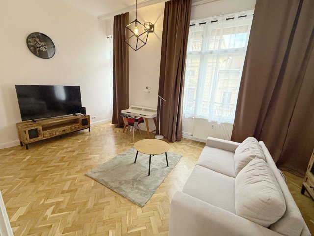 Kiadó téglalakás, albérlet, Debrecenben 250 E Ft / hó, 2 szobás