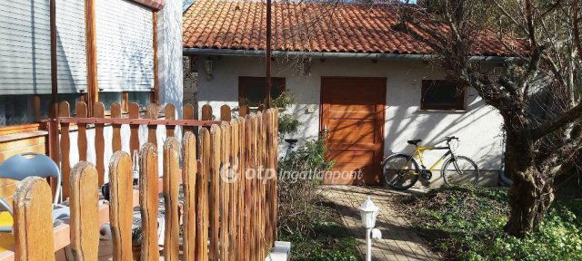 Eladó családi ház, Kecskeméten 129 M Ft, 4+1 szobás