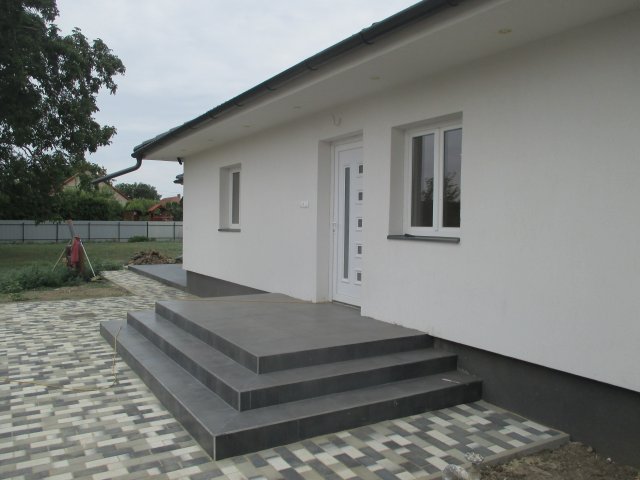 Eladó családi ház, Szabadkígyóson 54.9 M Ft, 4 szobás