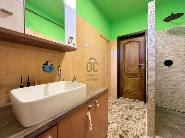 Eladó ikerház, Halásztelken 93.9 M Ft, 4 szobás