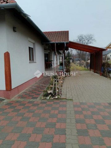 Eladó ikerház, Üllőn 82.5 M Ft, 4 szobás / költözzbe.hu