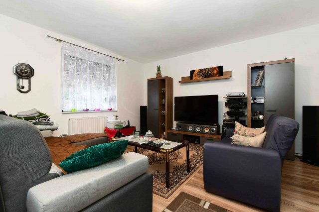 Eladó téglalakás, XVII. kerületben, Kévekötő utcában