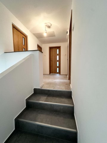 Eladó családi ház, Veresegyházon 114.9 M Ft, 5 szobás