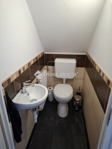 Eladó családi ház, Csatáron 92.5 M Ft, 2+3 szobás