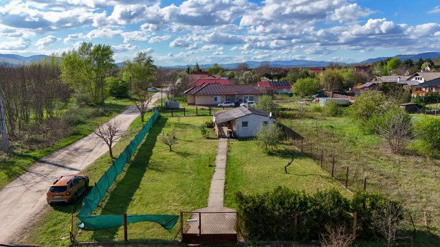 Eladó telek, Csörögön 25.9 M Ft, 1 szobás