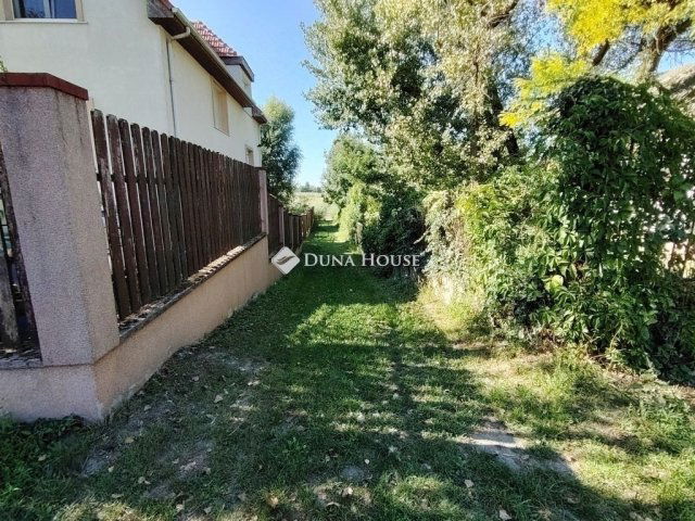 Eladó telek, Majosházán 14 M Ft / költözzbe.hu