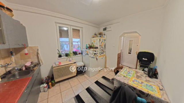 Eladó téglalakás, Mezőkövesden 37.9 M Ft, 2+1 szobás