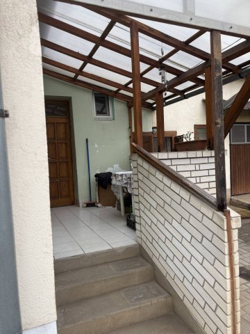Eladó családi ház, Kisvárdán 40 M Ft, 2 szobás