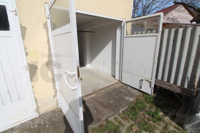 Eladó garázs, Szegeden 8.9 M Ft / költözzbe.hu