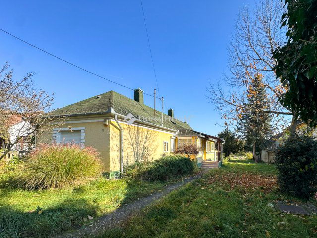 Eladó nyaraló, Garaboncon 37.9 M Ft, 3 szobás