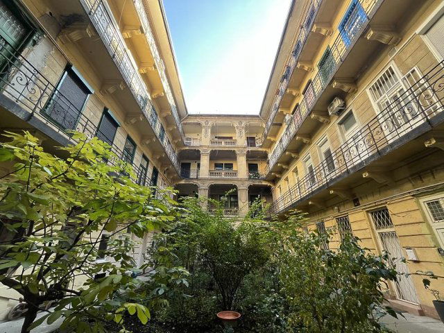 Eladó téglalakás, Budapesten, VII. kerületben, Peterdy utcában