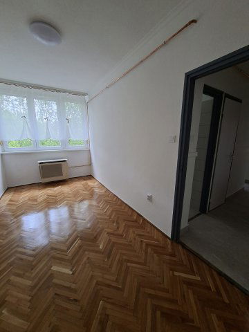 Eladó téglalakás, Egerben 35.9 M Ft, 2 szobás