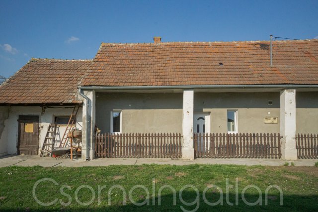 Eladó családi ház, Bágyogszováton 19.9 M Ft, 2 szobás