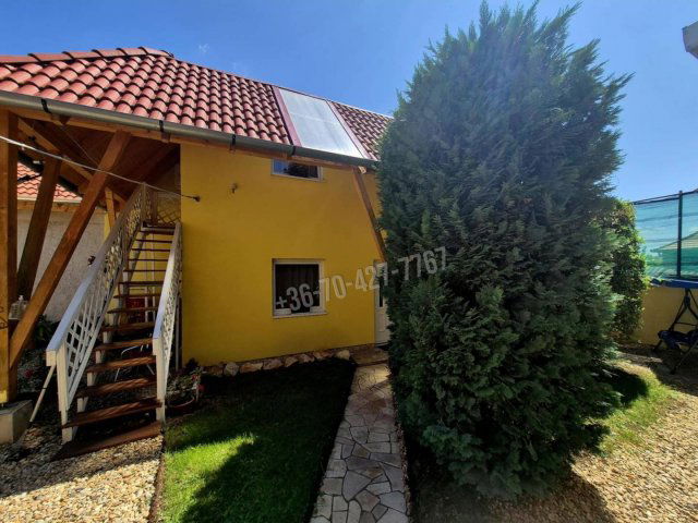 Eladó téglalakás, Egerben 51 M Ft, 2 szobás