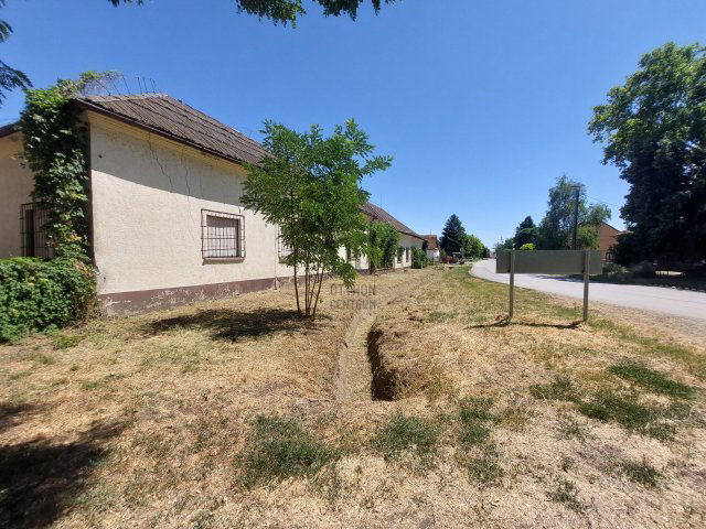 Eladó ipari ingatlan, Tiszasülyön 12.9 M Ft