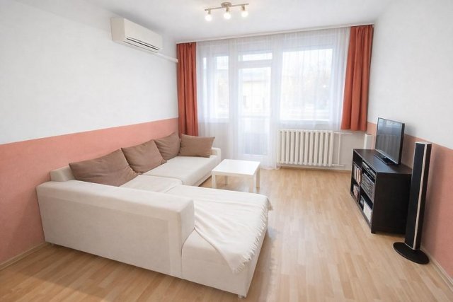 Eladó panellakás, Budapesten, IV. kerületben, Rózsa utcában