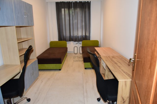 Kiadó panellakás, albérlet, Debrecenben 230 E Ft / hó, 2 szobás