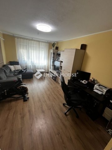Eladó panellakás, Budapesten, XVII. kerületben 79 M Ft, 3 szobás