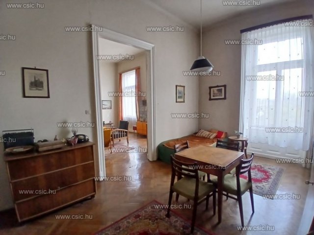 Eladó téglalakás, Budapesten, II. kerületben 280 M Ft