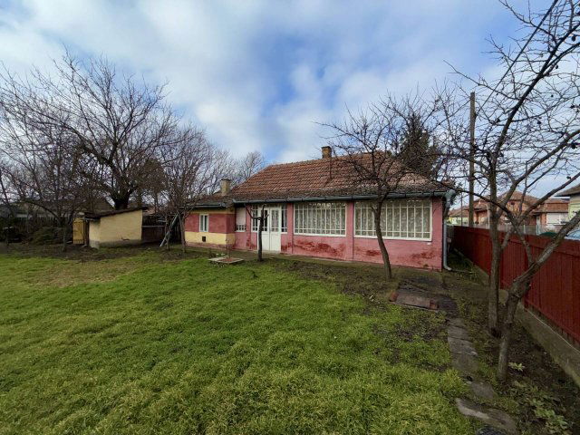 Eladó családi ház, Jászalsószentgyörgyon 9.5 M Ft, 3 szobás