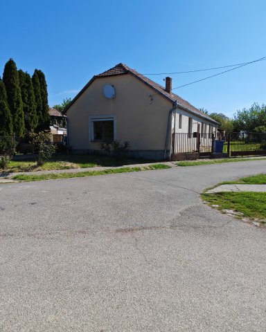 Eladó családi ház, Vokányon 15.9 M Ft, 3 szobás
