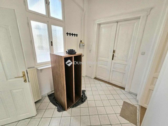 Kiadó téglalakás, albérlet, Budakeszin 260 E Ft / hó, 2 szobás