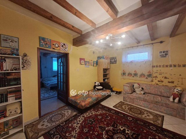 Eladó családi ház, Makón 39.9 M Ft, 3+1 szobás