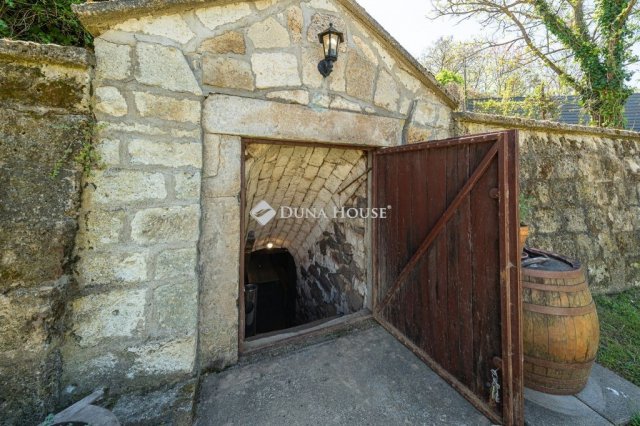 Eladó üzlethelyiség, Tokajban 129 M Ft / költözzbe.hu