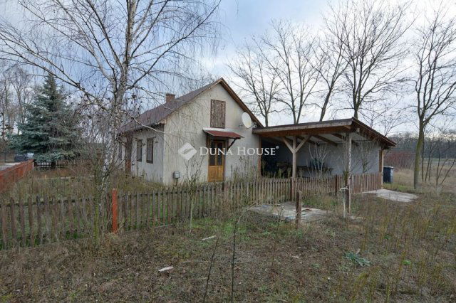 Kiadó ipari ingatlan, Lajosmizsén 300 E Ft / hó