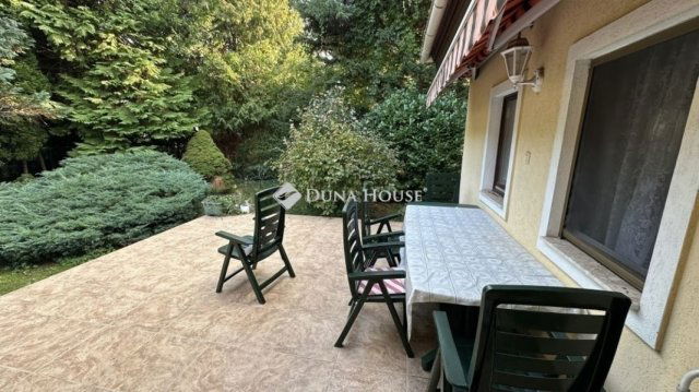 Eladó családi ház, Budapesten, II. kerületben 169 M Ft, 3 szobás