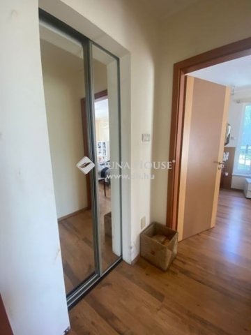 Eladó családi ház, Budapesten, II. kerületben 285.156 M Ft