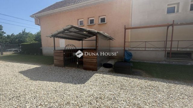 Eladó családi ház, Bükön 87.5 M Ft, 7 szobás