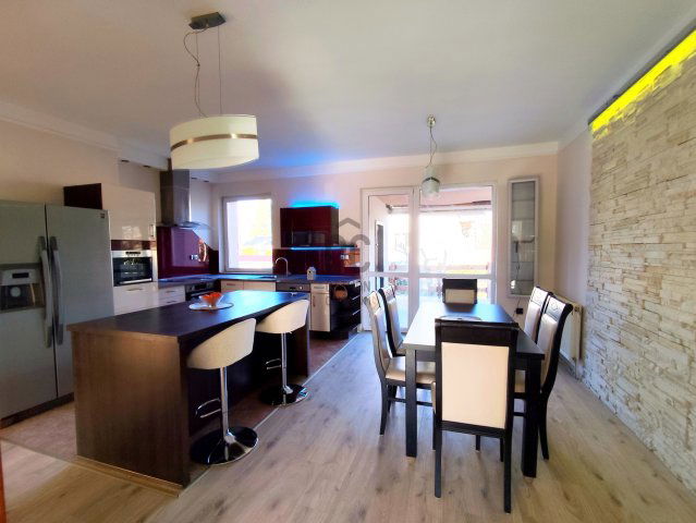 Eladó családi ház, Budapesten, XVII. kerületben 170 M Ft