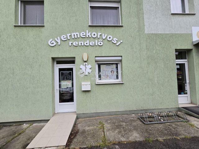 Kiadó üzlethelyiség, Kozármislenyen 250 E Ft / hó, 2 szobás